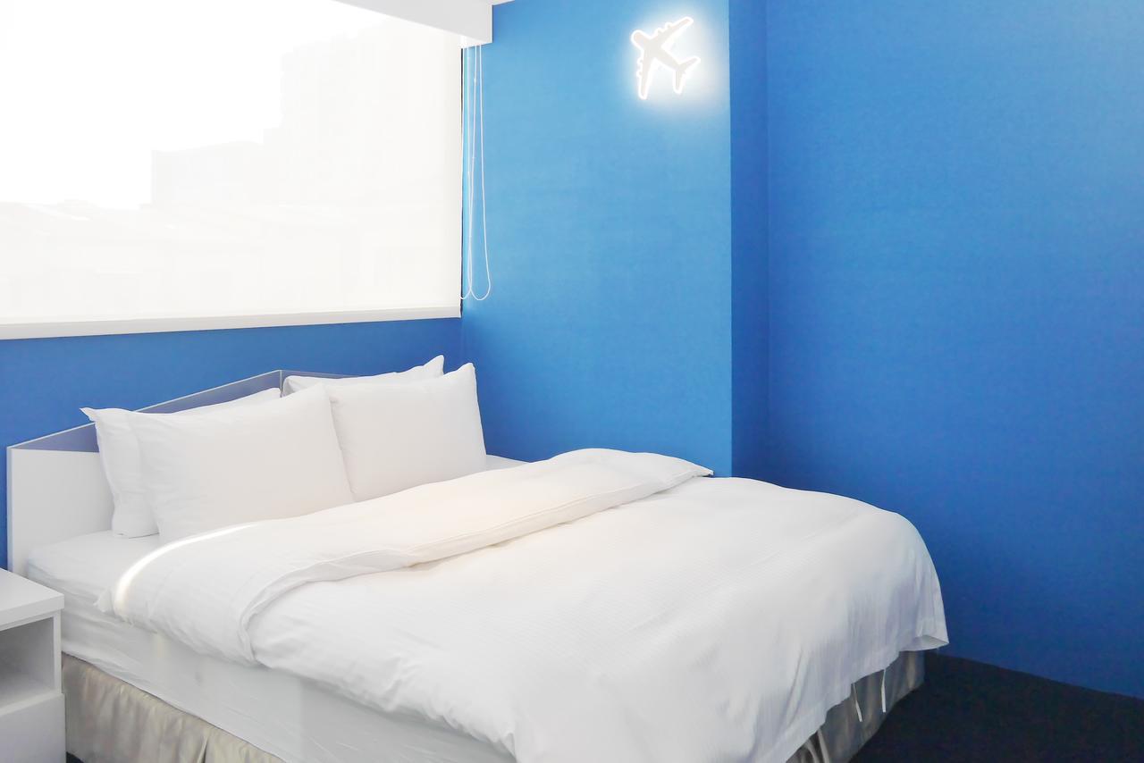 Time Flyer Hotel Tajcshung Kültér fotó