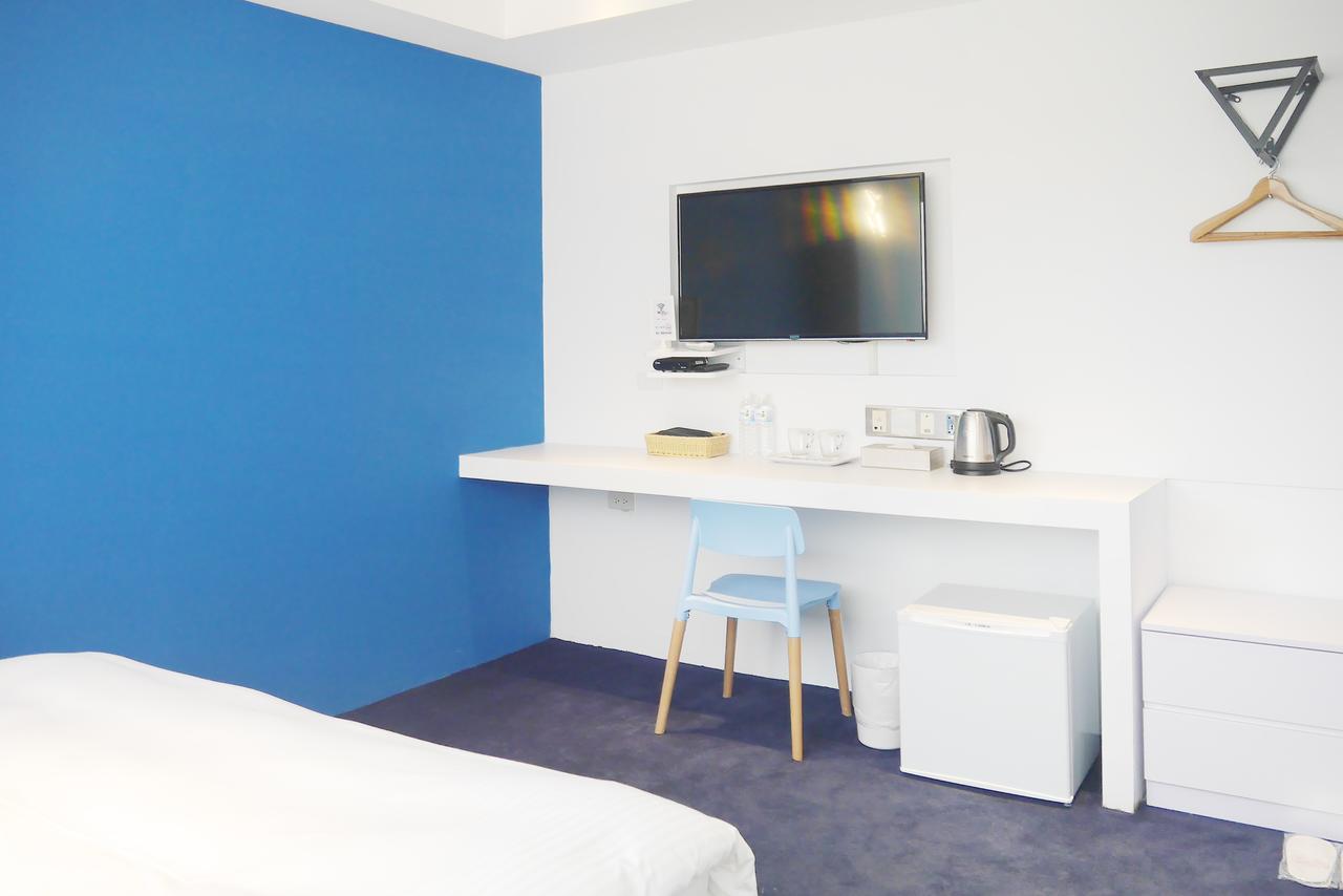 Time Flyer Hotel Tajcshung Kültér fotó